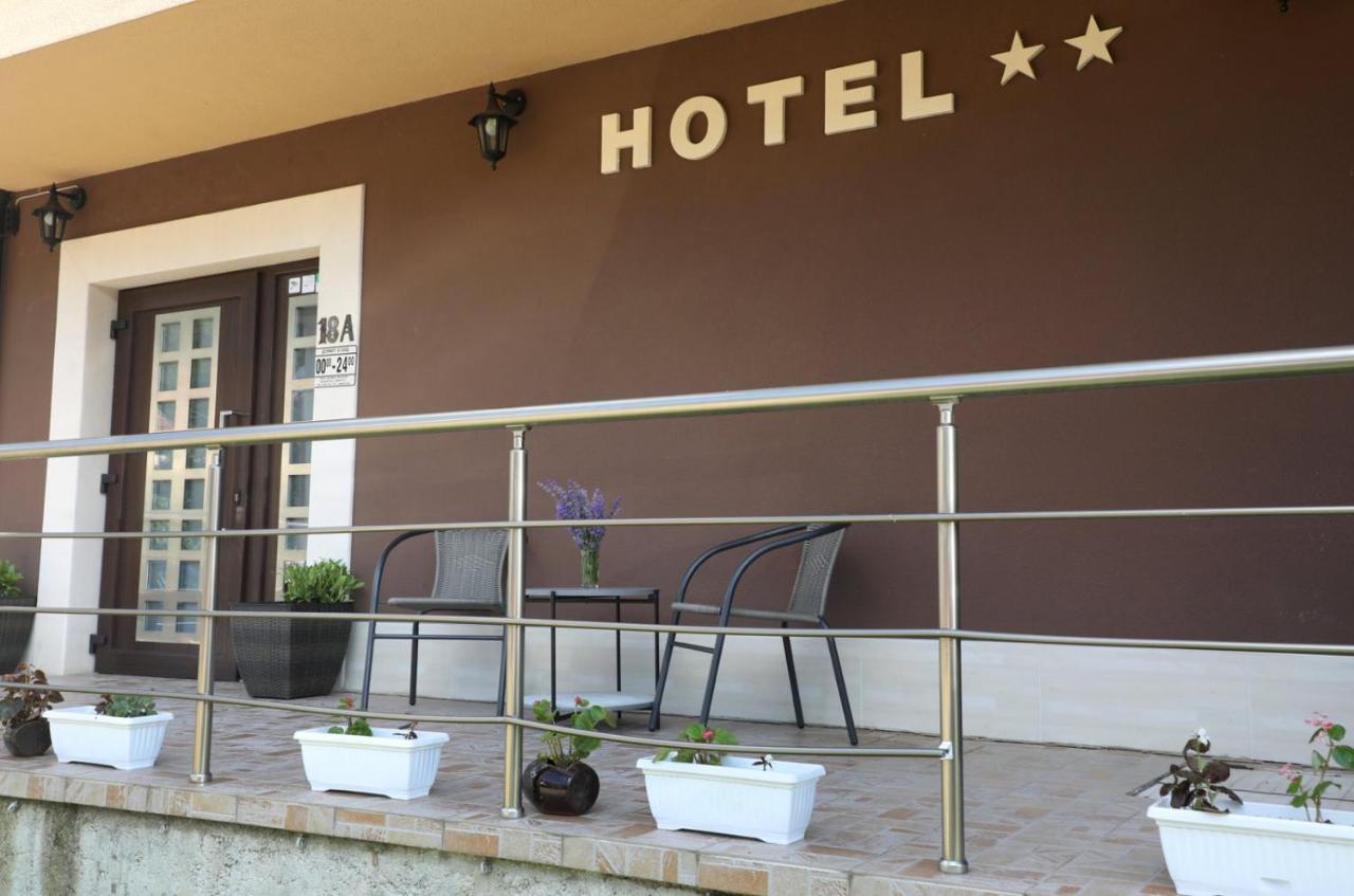 Опълченец Hotel Sjipka Buitenkant foto